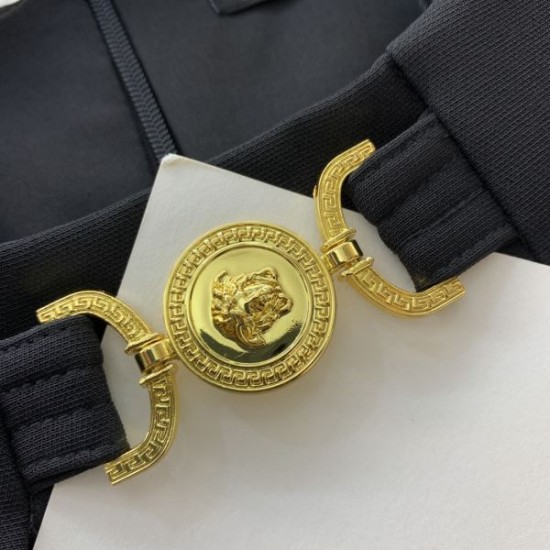 2025SS ワンピース VERSACE ヴェルサーチェ 新作限定大人でエレ 2025SS ワンピース VERSACE ヴェルサーチェ 新作限定大人でエレ