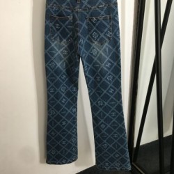 シャネル (CHANEL) 2025SS新作 CCロゴ デニムジーンズ サマースタイル