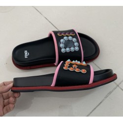年末年始限定、出血大セール 品質保証 セール商品 FENDI フェンデイ お買得 レディース スリッパ 