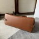 どちらも人気がある 2024SS トートバッグ CELINE セリーヌ どちらも人気がある 2024SS トートバッグ CELINE セリーヌ