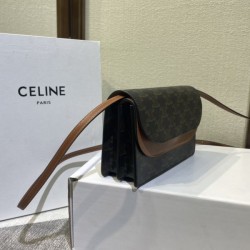 カジュアルめなコーデ 2024SS ショルダーバッグ CELINE セリーヌ
