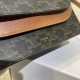 カジュアルめなコーデ 2024SS ショルダーバッグ CELINE セリーヌ カジュアルめなコーデ 2024SS ショルダーバッグ CELINE セリーヌ