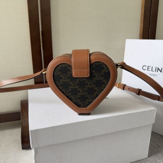 人気の高さがうかがえ 2024SS ショルダーバッグ CELINE セリーヌ 人気の高さがうかがえ 2024SS ショルダーバッグ CELINE セリーヌ