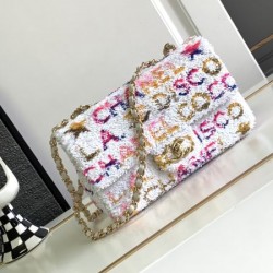 クールな印象に見せる 2024SS ショルダーバッグ CHANEL シャネル