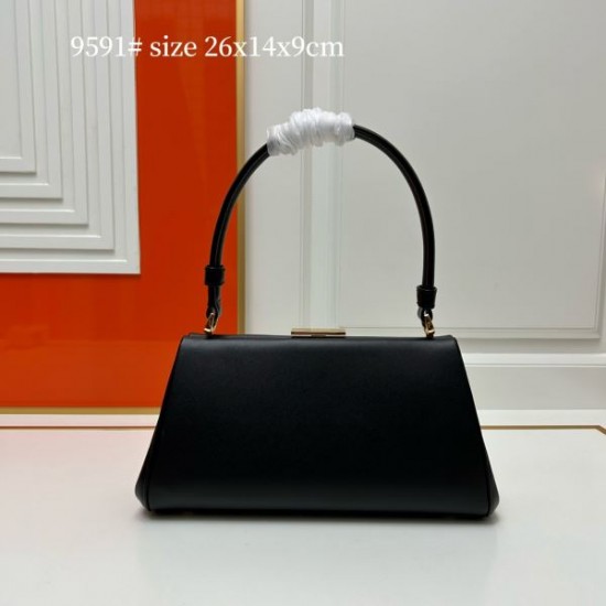 かっこいい アイテム 2024SS トートバッグ DIOR ディオール かっこいい アイテム 2024SS トートバッグ DIOR ディオール