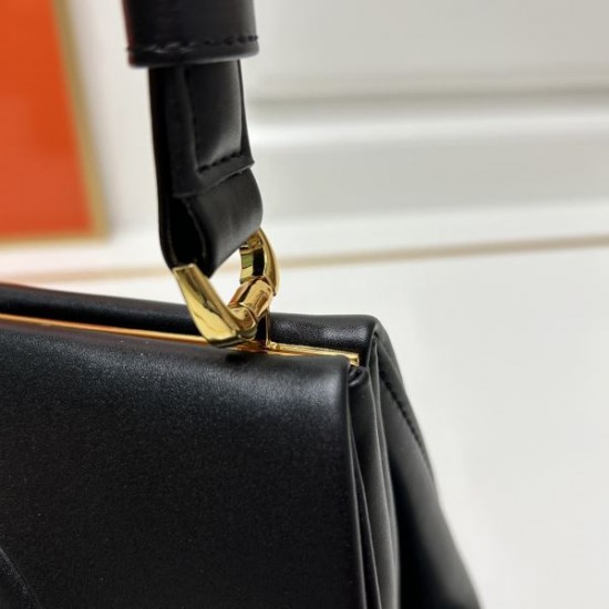かっこいい アイテム 2024SS トートバッグ DIOR ディオール かっこいい アイテム 2024SS トートバッグ DIOR ディオール