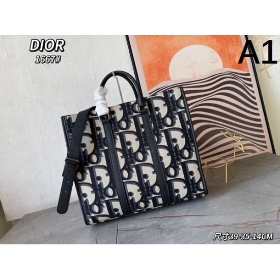 人気アイテムお早めに 2024SS トートバッグ DIOR ディオール 人気アイテムお早めに 2024SS トートバッグ DIOR ディオール