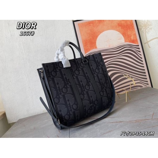 人気アイテムお早めに 2024SS トートバッグ DIOR ディオール 人気アイテムお早めに 2024SS トートバッグ DIOR ディオール