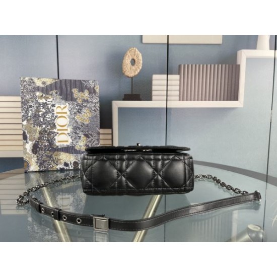 バランスもとりやすい 2024SS ショルダーバッグ DIOR ディオール バランスもとりやすい 2024SS ショルダーバッグ DIOR ディオール