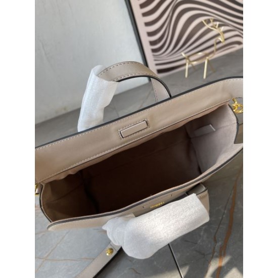 一目瞭然人気ブランド 2024SS トートバッグ FENDI フェンデイ