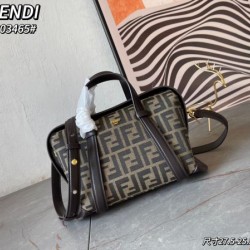 期待値も高いアイテム 2024SS トートバッグ FENDI フェンデイ