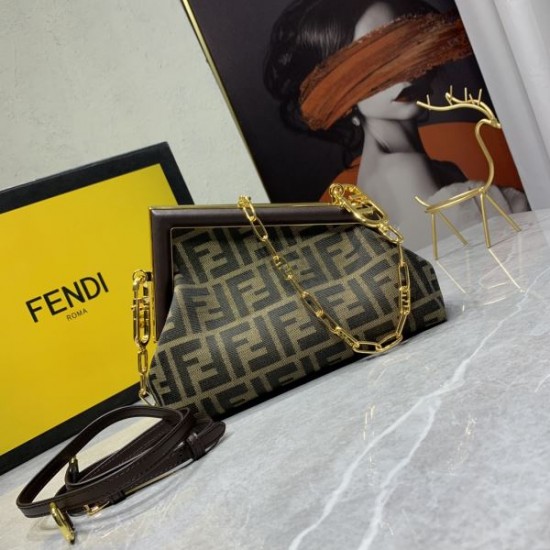 最新作期間限定セール 2024SS ショルダーバッグ FENDI フェンデイ 最新作期間限定セール 2024SS ショルダーバッグ FENDI フェンデイ