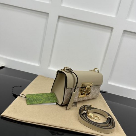 最短1週間 日本未発売 2024SS ショルダーバッグ GUCCI グッチ 最短1週間 日本未発売 2024SS ショルダーバッグ GUCCI グッチ
