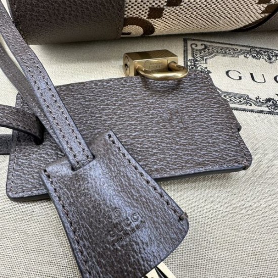 見た目以上のかっこいい 2024SS トラベルバッグ GUCCI グッチ 見た目以上のかっこいい 2024SS トラベルバッグ GUCCI グッチ