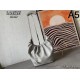おしゃれ度をUPする新着 2024SS トートバッグ LOEWE ロエベ おしゃれ度をUPする新着 2024SS トートバッグ LOEWE ロエベ