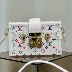 主役級アイテム 2024SS ショルダーバッグ LOUIS VUITTON ルイヴィトン