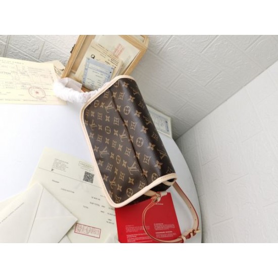 より格上げして 2024SS ショルダーバッグ LOUIS VUITTON ルイヴィトン より格上げして 2024SS ショルダーバッグ LOUIS VUITTON ルイヴィトン