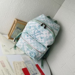 目が離せない 2024SS バックパック LOUIS VUITTON ルイヴィトン 