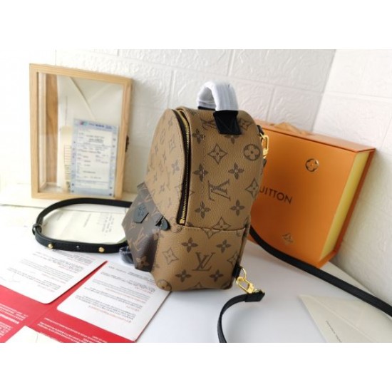 魅力的な新作 2024SS バックパック LOUIS VUITTON ルイヴィトン 魅力的な新作 2024SS バックパック LOUIS VUITTON ルイヴィトン