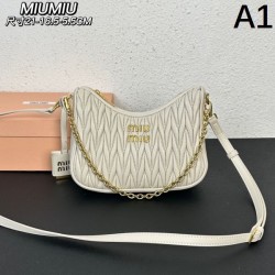 大人シンプルな 2024SS トートバッグ MIU MIU ミュウミュウ