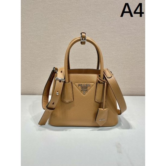 リラックスした雰囲気に 2024SS トートバッグ PRADA プラダ