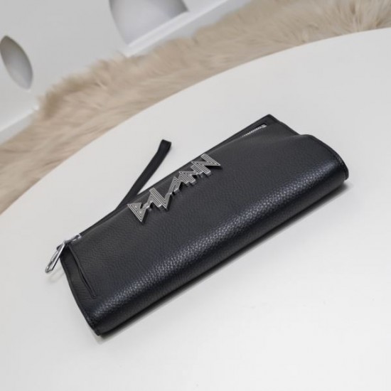 2024SS 季節の変わり目に活躍する BALMAIN バルマン クラッチバッグ 2024SS 季節の変わり目に活躍する BALMAIN バルマン クラッチバッグ