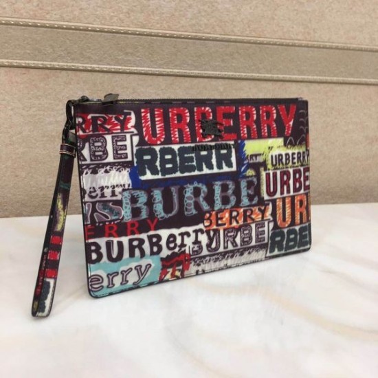 2024SS 人気が続行限定アイテム BURBERRY バーバリー クラッチバッグ 2024SS 人気が続行限定アイテム BURBERRY バーバリー クラッチバッグ