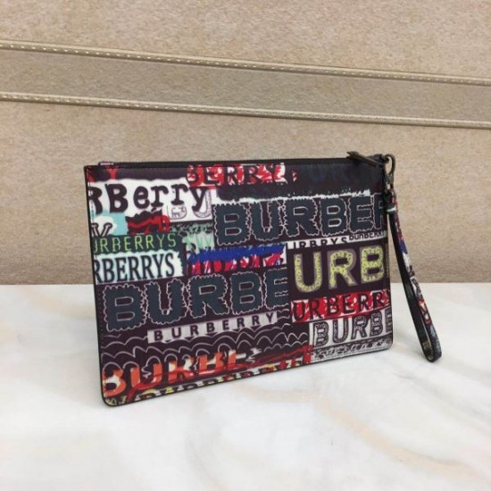 2024SS 人気が続行限定アイテム BURBERRY バーバリー クラッチバッグ 2024SS 人気が続行限定アイテム BURBERRY バーバリー クラッチバッグ