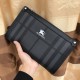 2024SS 引き続き人気のアイテム BURBERRY バーバリー クラッチバッグ