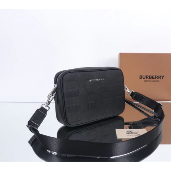 2024SS 流行の注目ブランド BURBERRY バーバリー ショルダーバッグ 2024SS 流行の注目ブランド BURBERRY バーバリー ショルダーバッグ