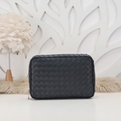 2024SS 最安値挑戦！ BOTTEGA VENETA ボッテガヴェネタ クラッチバッグ