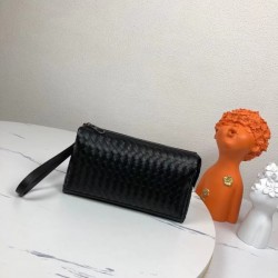 2024SS 期間限定激安 BOTTEGA VENETA ボッテガヴェネタ クラッチバッグ