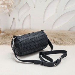 2024SS トレンド商品 BOTTEGA VENETA ボッテガヴェネタ ショルダーバッグ
