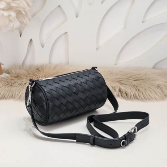 2024SS トレンド商品 BOTTEGA VENETA ボッテガヴェネタ ショルダーバッグ 2024SS トレンド商品 BOTTEGA VENETA ボッテガヴェネタ ショルダーバッグ