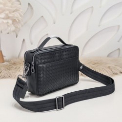 2024SS 目が離せない BOTTEGA VENETA ボッテガヴェネタ ショルダーバッグ