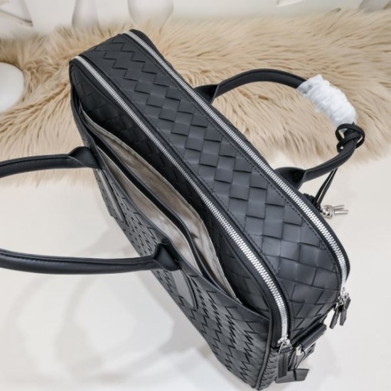 2024SS 今季人気 BOTTEGA VENETA ボッテガヴェネタ ブリーフケース 2024SS 今季人気 BOTTEGA VENETA ボッテガヴェネタ ブリーフケース