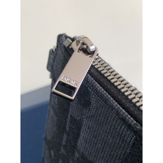 2024SS 今年らしく魅力的アップ DIOR ディオール クラッチバッグ 2024SS 今年らしく魅力的アップ DIOR ディオール クラッチバッグ
