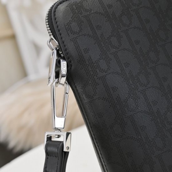 2024SS 今期新作人気の美ライン DIOR ディオール クラッチバッグ 2024SS 今期新作人気の美ライン DIOR ディオール クラッチバッグ