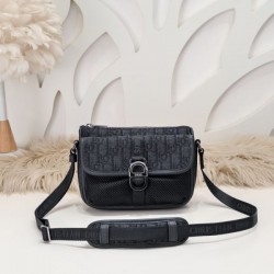 2024SS 超レアな入手困難品 DIOR ディオール ショルダーバッグ