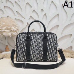 2024SS 注目されている新品 DIOR ディオール ブリーフケース
