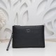 2024SS デイリーにおすすめの1品 FENDI フェンデイ クラッチバッグ 2024SS デイリーにおすすめの1品 FENDI フェンデイ クラッチバッグ