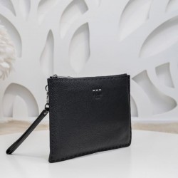 2024SS デイリーにおすすめの1品 FENDI フェンデイ クラッチバッグ