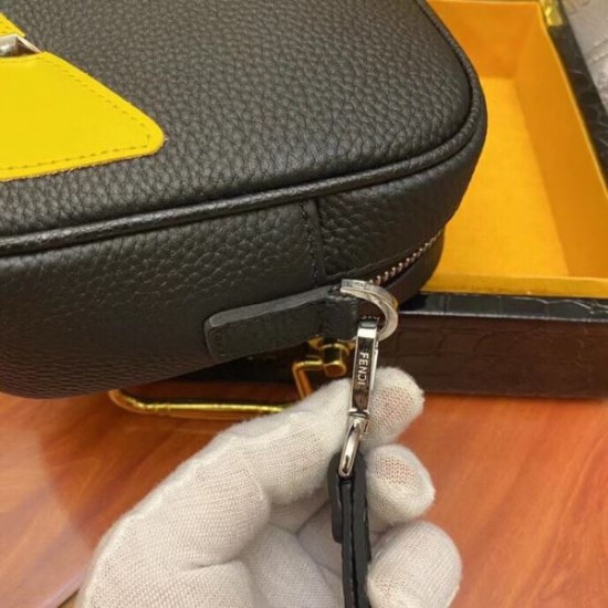 2024SS 人気爆だんな売れ筋! FENDI フェンデイ ショルダーバッグ 2024SS 人気爆だんな売れ筋! FENDI フェンデイ ショルダーバッグ