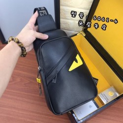 2024SS これさえ押さえればOK！ FENDI フェンデイ チェストバッグ