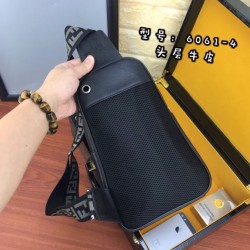 2024SS これさえ押さえればOK！ FENDI フェンデイ チェストバッグ
