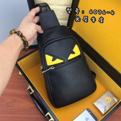 2024SS ファッションの最先端！ FENDI フェンデイ チェストバッグ