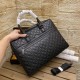 2024SS 洗練された魅力が光る GUCCI グッチ ブリーフケース 2024SS 洗練された魅力が光る GUCCI グッチ ブリーフケース