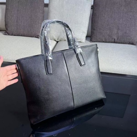 2024SS 今季買い逃した人必見! GUCCI グッチ ブリーフケース 2024SS 今季買い逃した人必見! GUCCI グッチ ブリーフケース