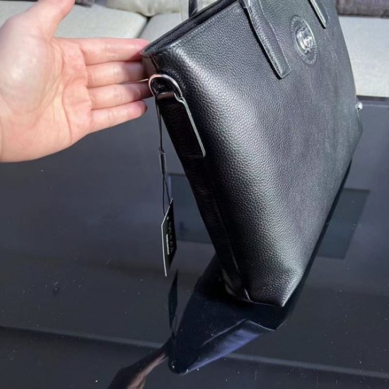 2024SS 今季買い逃した人必見! GUCCI グッチ ブリーフケース 2024SS 今季買い逃した人必見! GUCCI グッチ ブリーフケース