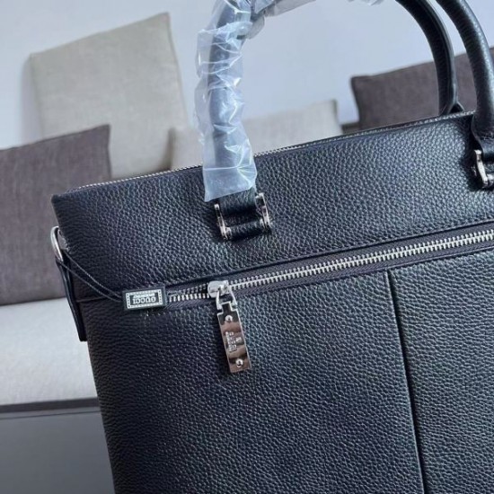 2024SS 大人っぽく見せてくれ GUCCI グッチ ブリーフケース 2024SS 大人っぽく見せてくれ GUCCI グッチ ブリーフケース